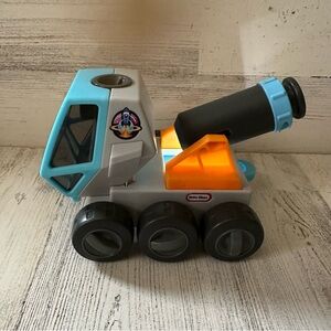 Little Tikes Big Adventures Moon Microscope Space Rover